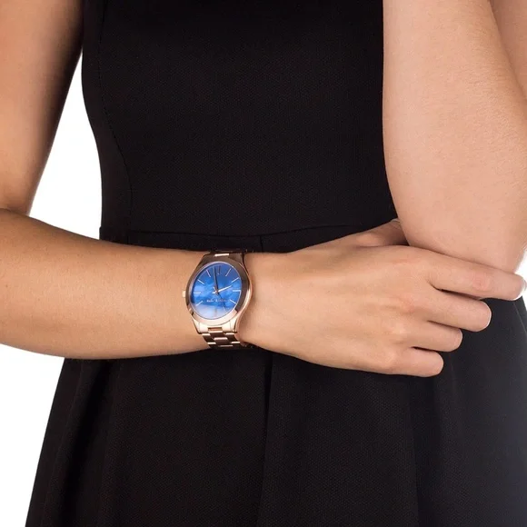 MICHAEL KORS - RUNWAY WATCH (NEW) - Picture 4 of 9